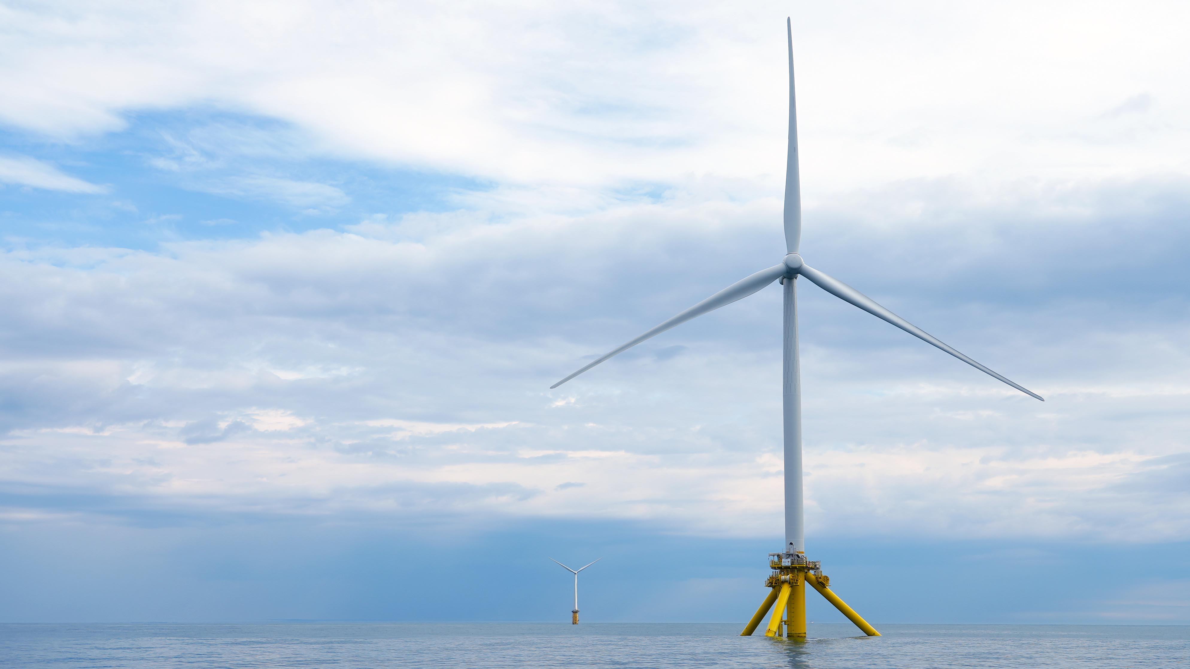 Floating offshore wind turbines demonstrating commercial-scale deployment at METCentre test facility for offshore wind advisory
